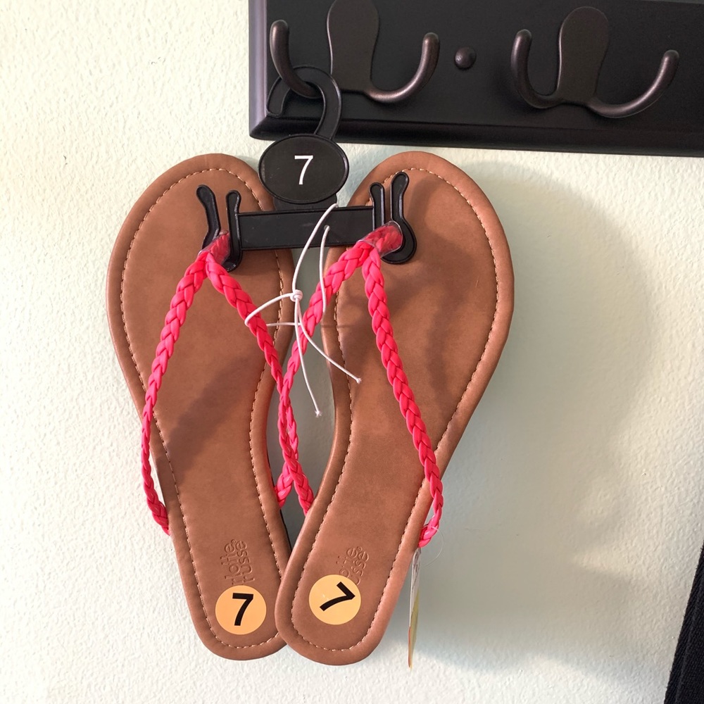 Flip Flops. Charlotte Russe.